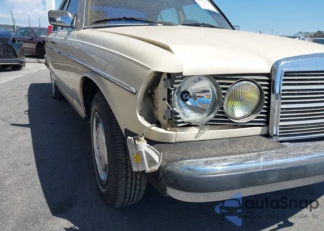 WDBAB23A2DB412265: 43142818