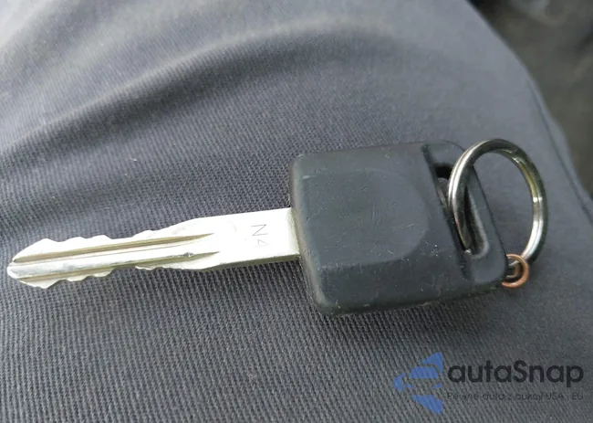 3N1BC13E77L367930: 43142892