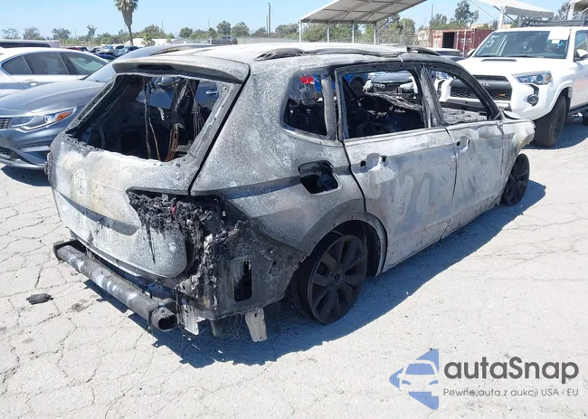 3VV3B7AX8RM157105: 43144239