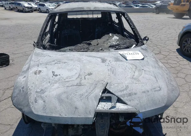 3VV3B7AX8RM157105: 43144239