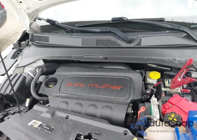 3C4NJCCB5LT139985: 43144358