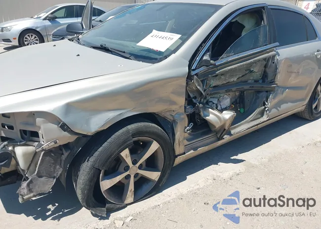 1G1ZB5EB0AF302131: 43144539