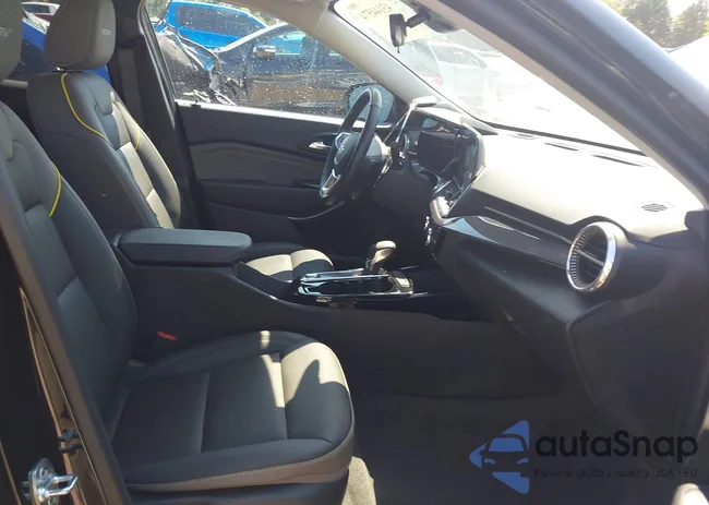 KL77LKEP8SC208102: 43144574