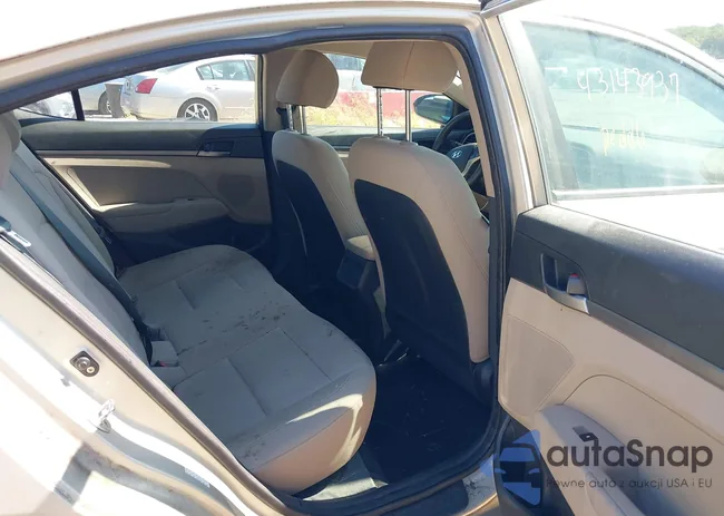 KMHD74LF7HU417801: 43143937