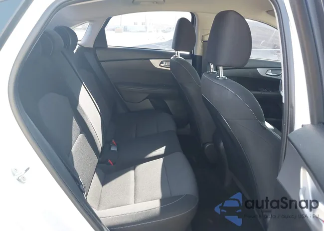 3KPF24AD1NE493635: 43145225