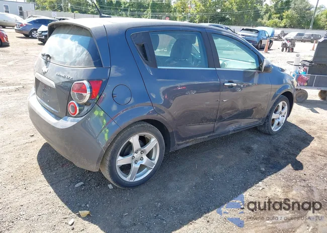 1G1JE6SH3C4210321: 43145539