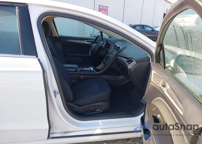 3FA6P0LU0JR208598: 43145606