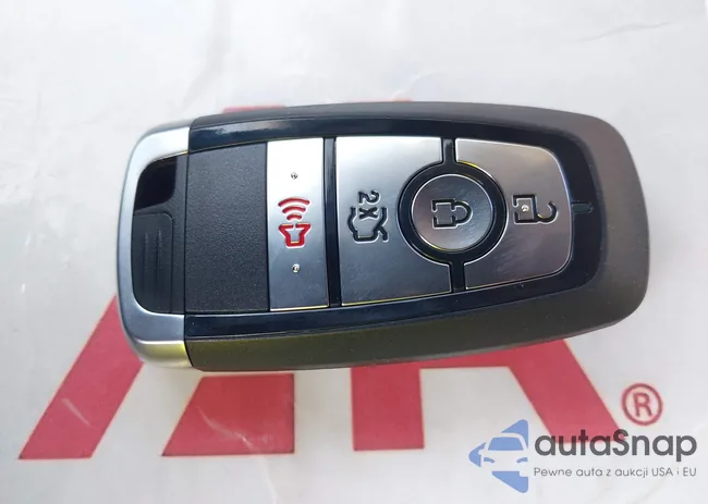 3FA6P0LU0JR208598: 43145606