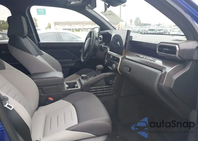 3TMLB5JN6SM090639: 43144736