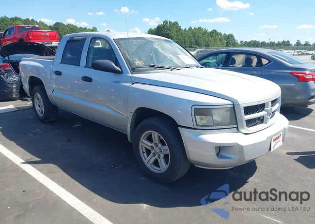 1D7HE38K79S808641: 43144819