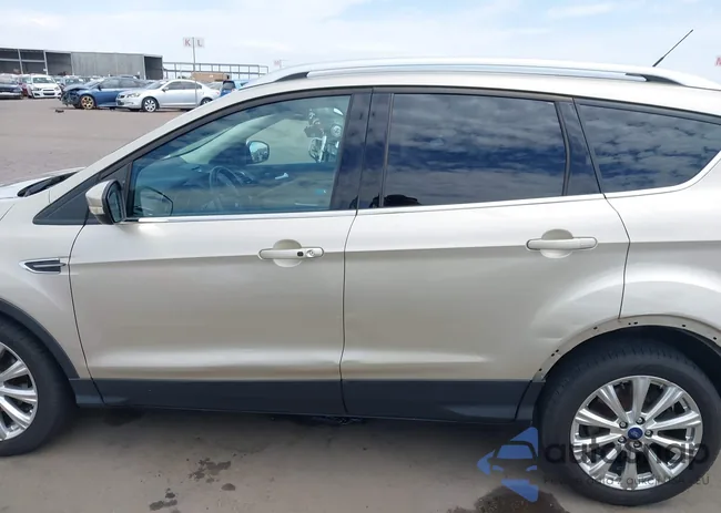 1FMCU0JD7HUD84006: 43144853