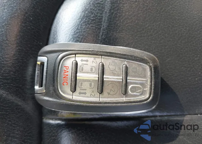 2C4RC1BG2HR821049: 43146071