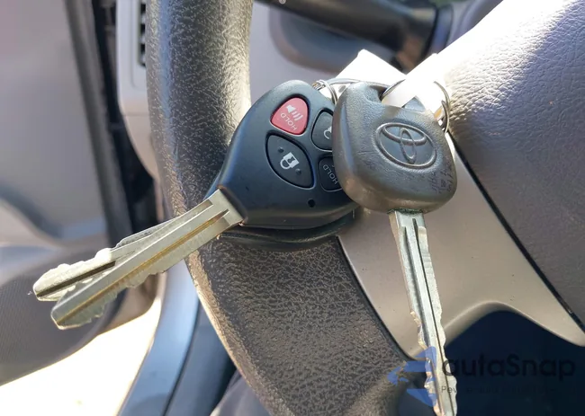 1NXBU4EE9AZ194719: 43146161