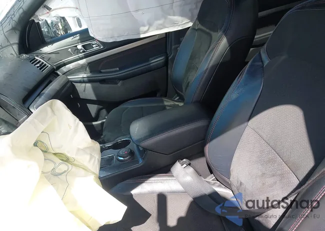 1FM5K8D88JGA23111: 43146177