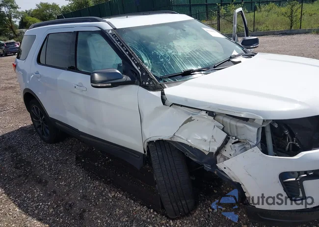 1FM5K8D88JGA23111: 43146177