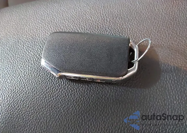 3KPF44AC8PE683243: 43146273