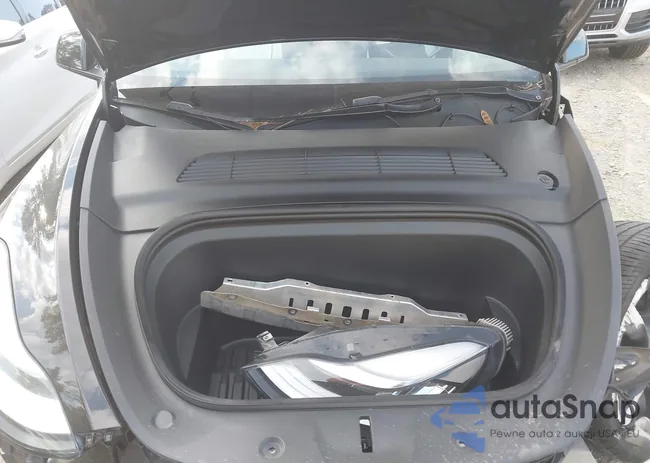 5YJYGDEE0MF230784: 43146312