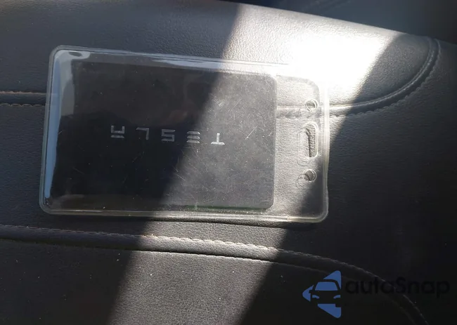 5YJYGDEE0MF230784: 43146312