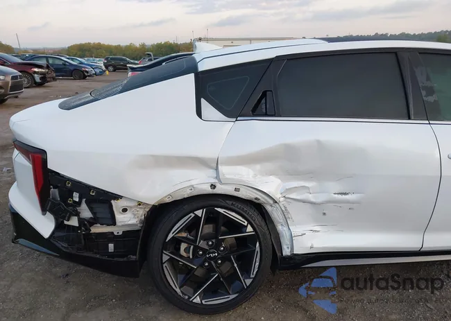 3KPFW4DE1SE073135: 43146512