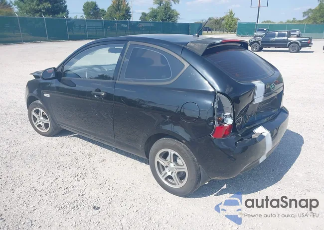 KMHCM36CX8U066480: 43146563