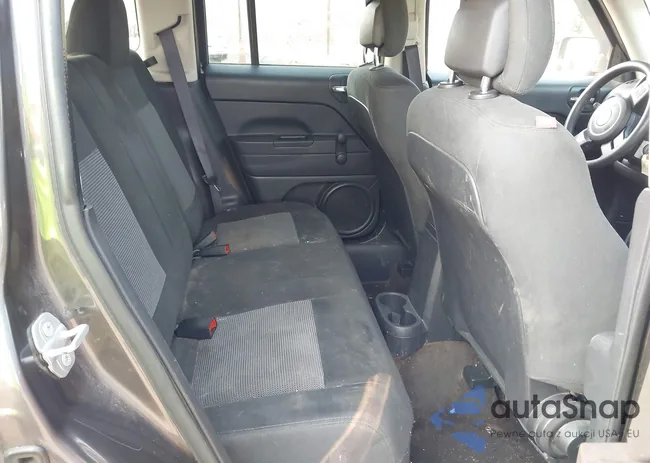 1C4NJPBA1GD706141: 43146621