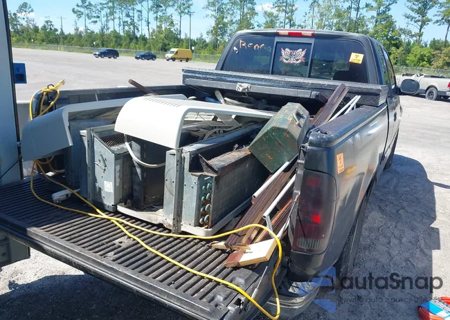 1FTRX17W02KB04742: 43145683