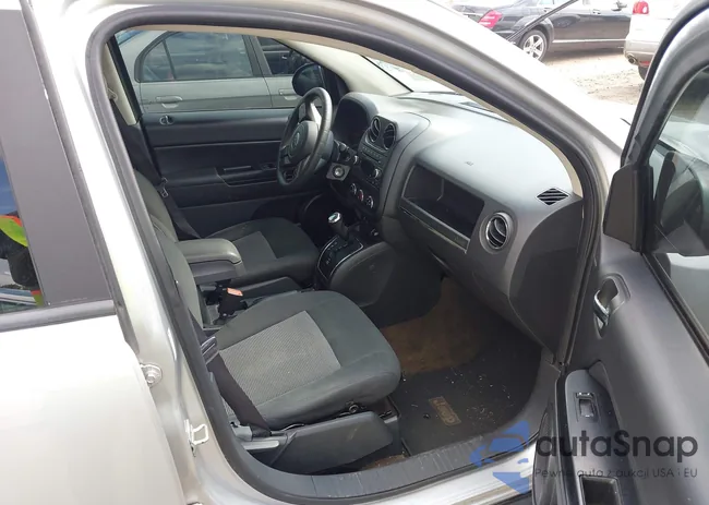 1C4NJDBB5DD245402: 43145778