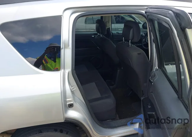 1C4NJDBB5DD245402: 43145778