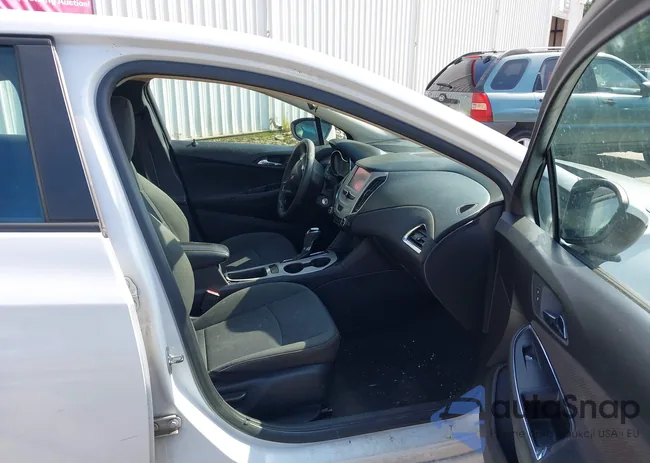 1G1BC5SM5H7281639: 43145860