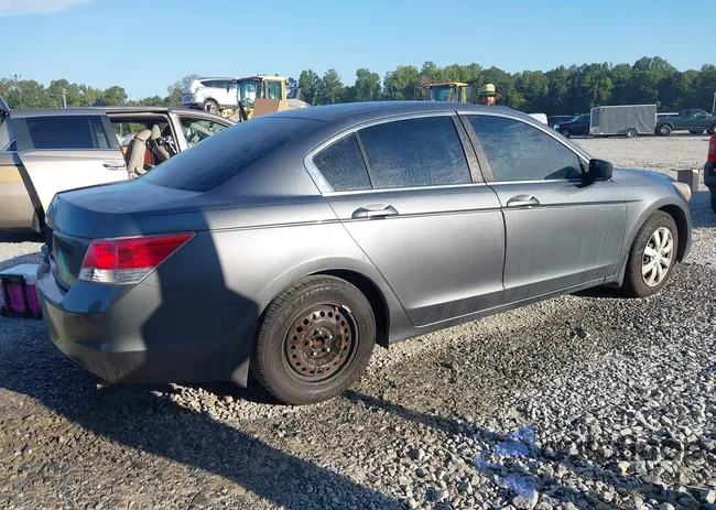 1HGCP26389A150212: 43145901