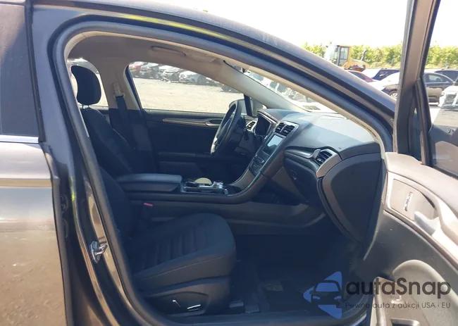 3FA6P0HD8HR128324: 43147148