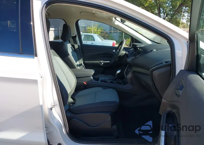 1FMCU0GD3KUA03301: 43147225