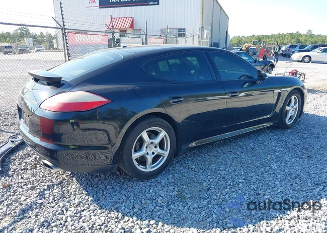 WP0AA2A78BL012827: 43147233