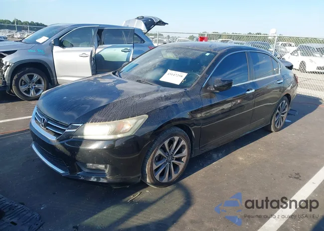 1HGCR2F56EA235507: 43147258