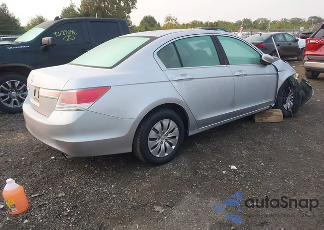 1HGCP2F3XBA017943: 43147493