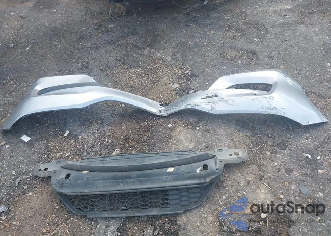 1HGCR2F35HA240975: 43147548