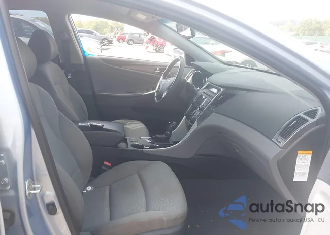 KMHEC4A42DA084291: 43147616