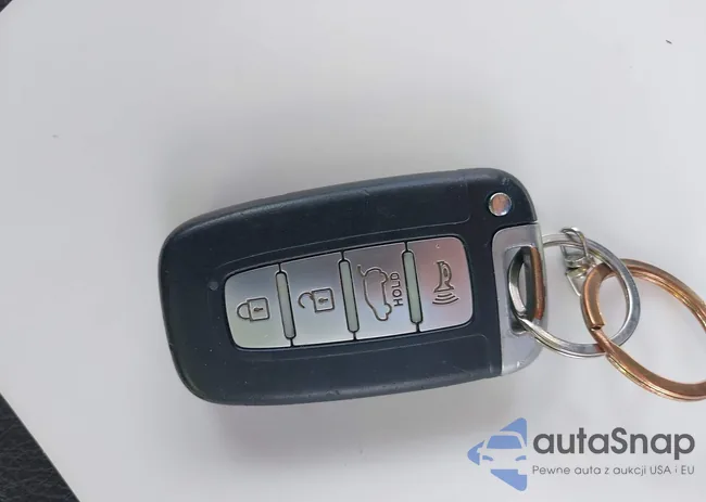 KNDJT2A2XB7723792: 43147647