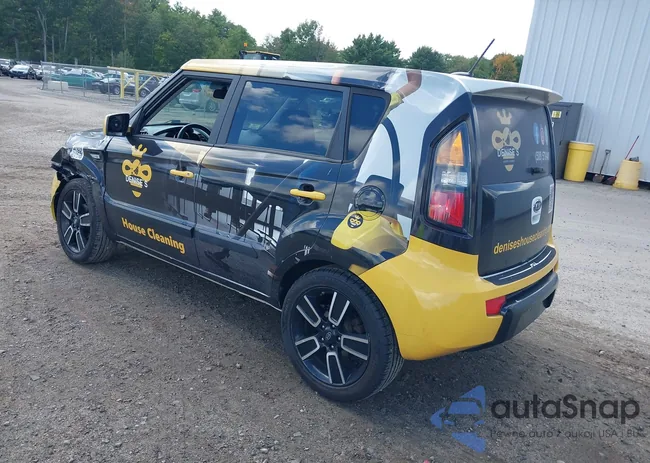 KNDJT2A2XB7723792: 43147647