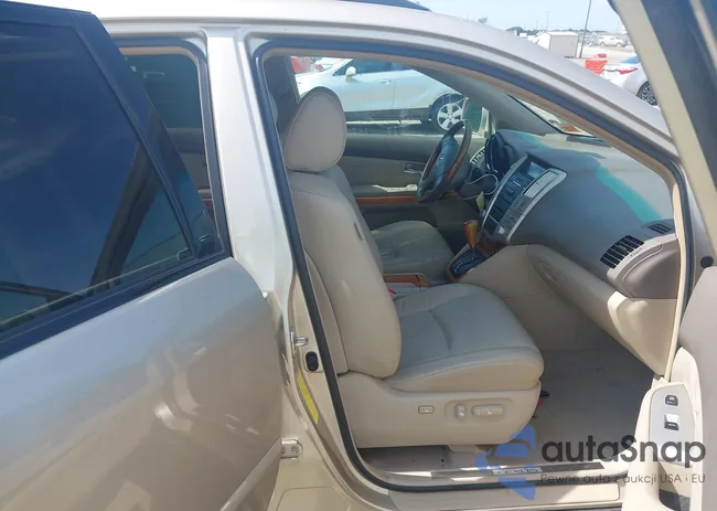 2T2GK31U88C027777: 43146755