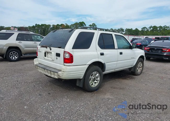 4S2CK58W144300257: 43146823