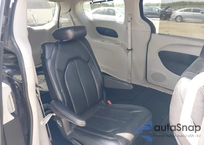 2C4RC1BG1NR142188: 43146872