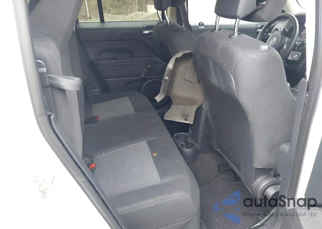 1C4NJRBB8FD424243: 43148058