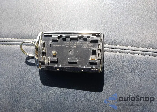 3MVDMBDL5LM121273: 43148377