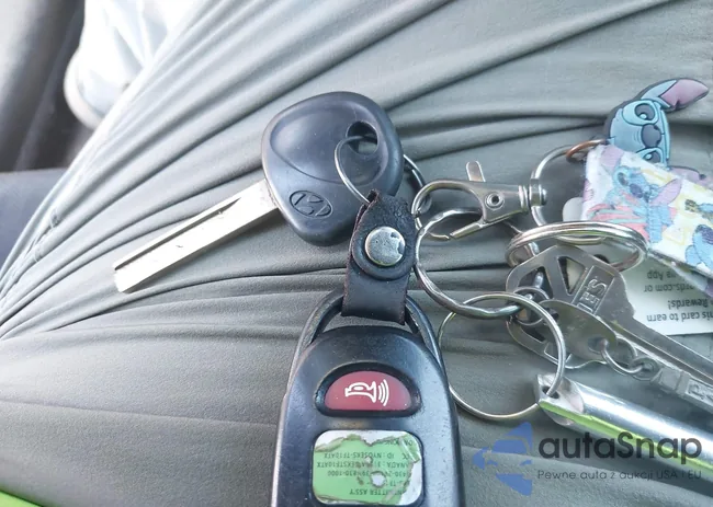 KMHTC6AD2GU284934: 43148543