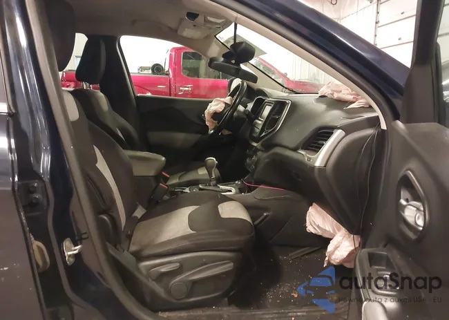 1C4PJMCSXEW301332: 43148590