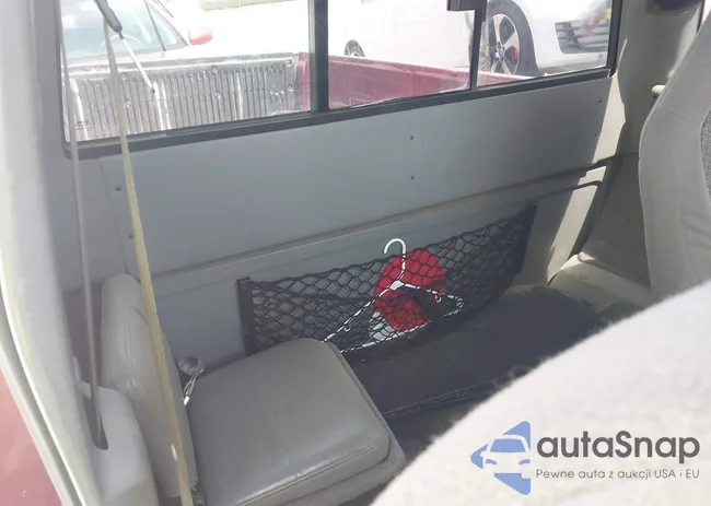 1FTYR14C9XTA28116: 43147678