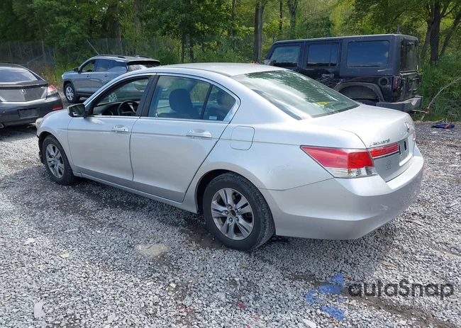 1HGCP2F64CA108590: 43147709