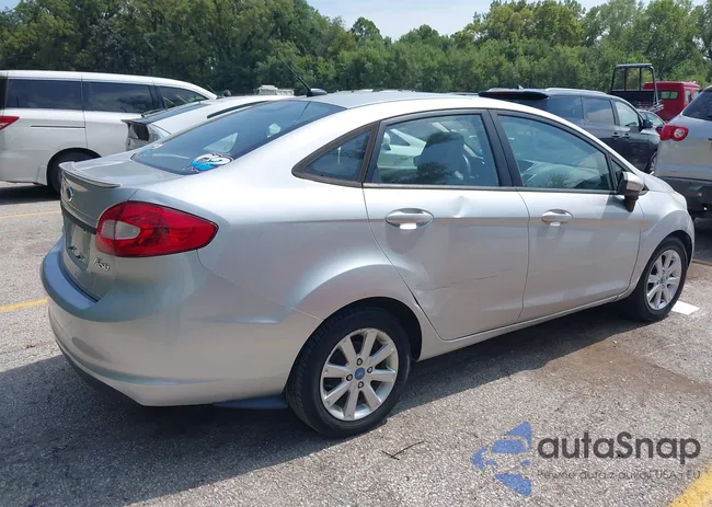 3FADP4BJ5CM131667: 43147778