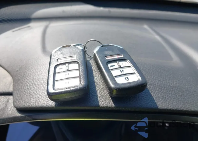 2HKRW2H97MH653518: 43147808